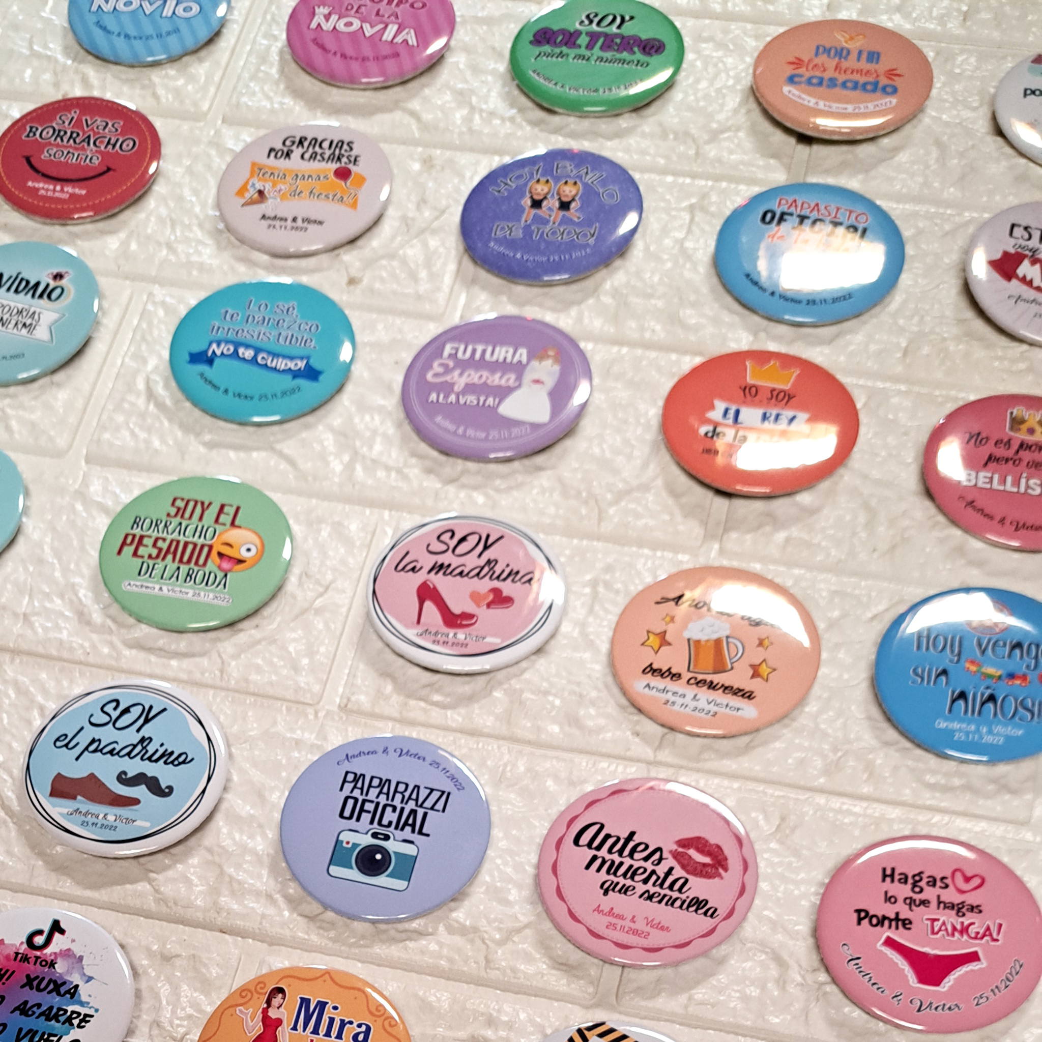 Chapas Alfiler para Barra Libre 58mm