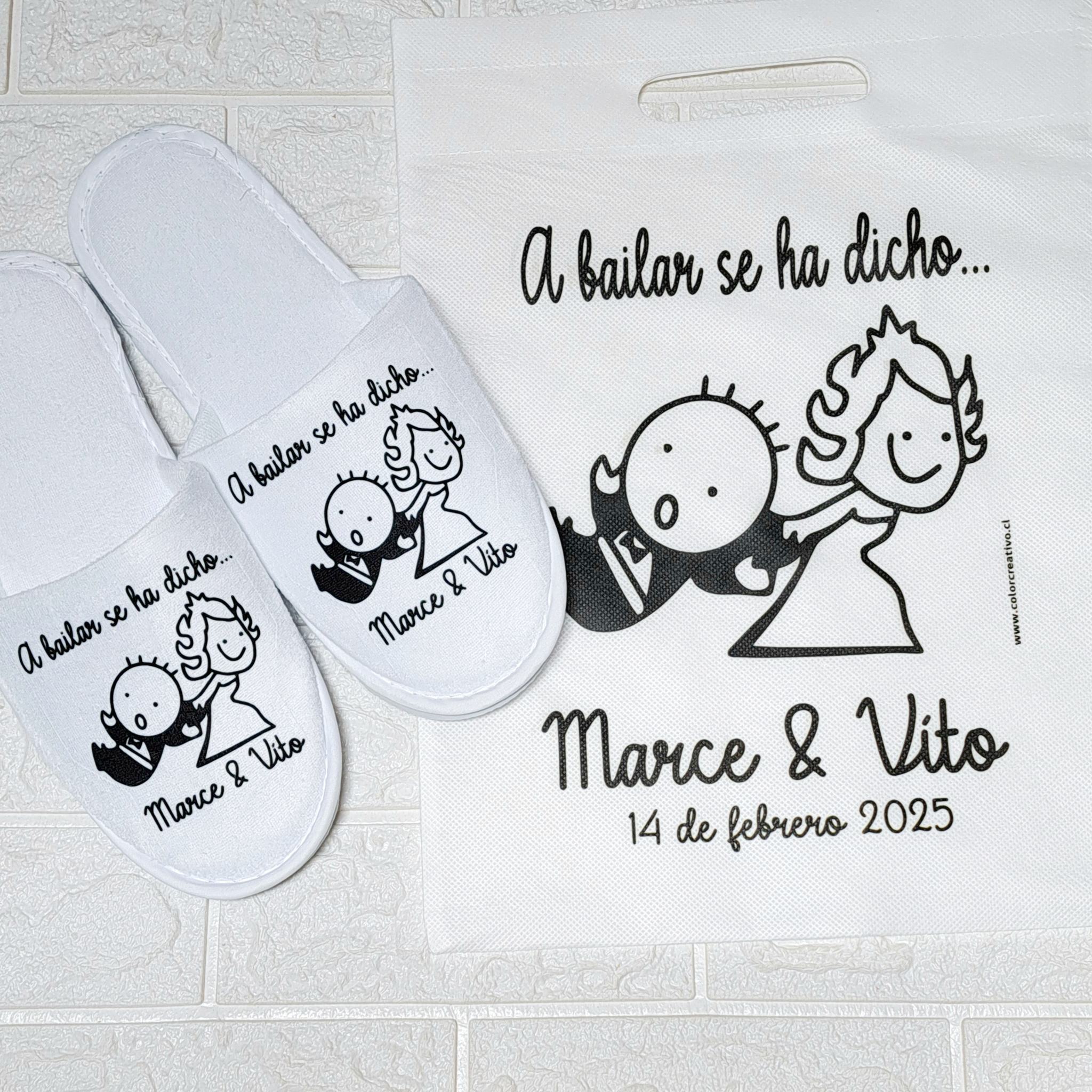 Pack Kits Recuerdo Personalizado para Matrimonio – Bolsa Plana + Pantuflas