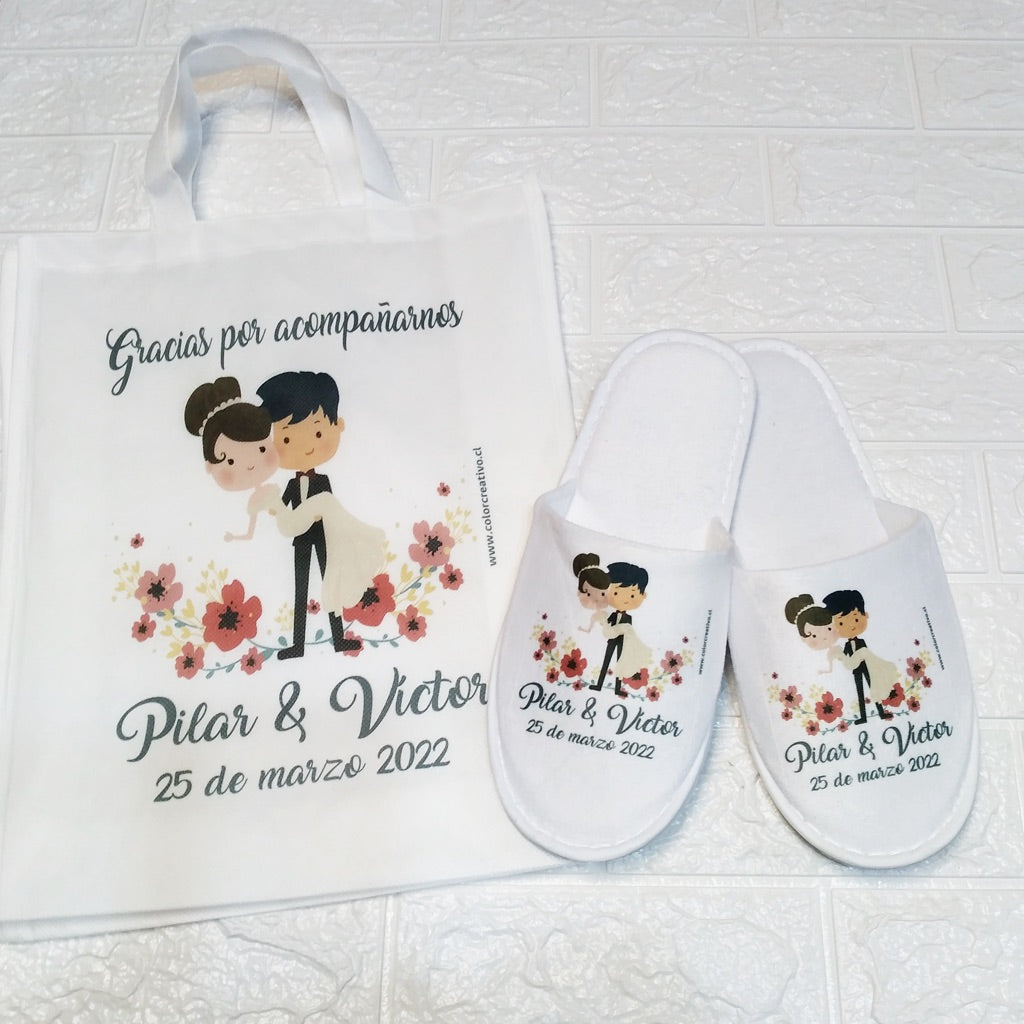 Pack Kits Recuerdo Personalizado para Matrimonio – Bolsas con fuelle + Pantuflas