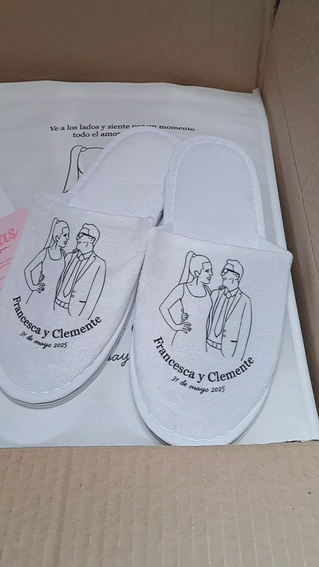 Pack Kits Recuerdo Personalizado para Matrimonio – Bolsas con fuelle + Pantuflas